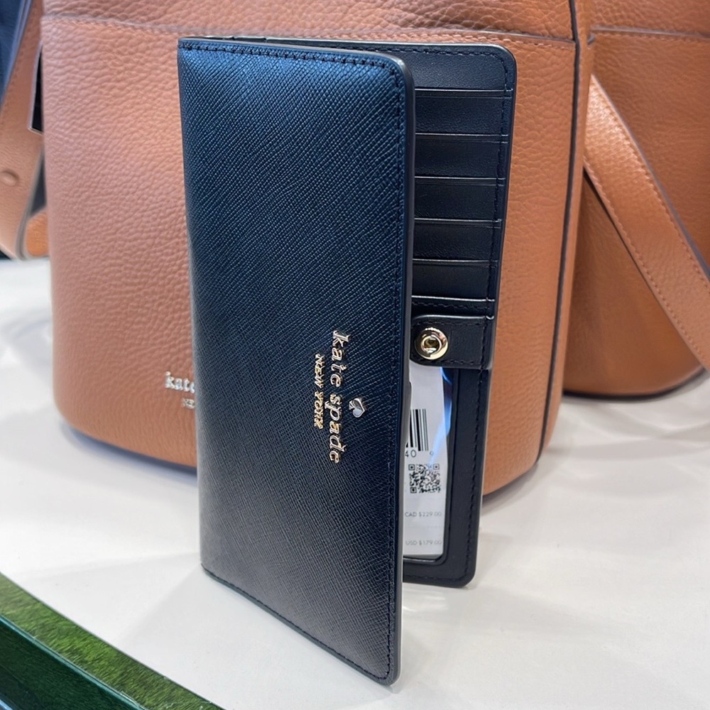 Kate Spade Madison Large Slim Bifold Wallet
Black 
NWT - Picture 4 of 16
